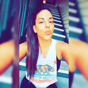 Meet your Posher, Traci